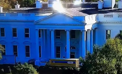 Beyaz Saray’da dikkat çeken görüntü: “Melania Trump, çantaları topladı ve gitmeye hazır”