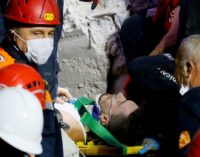 İzmir depreminde can kaybı 117’ye yükseldi: Enkazdan çıkarılan amatör futbolcu yaşamını yitirdi