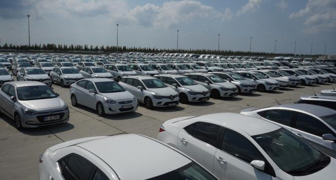İlk toplantısında “tasarruf şart” demişti: AKP’li başkan 10.5 milyon liraya 63 “sıfır” araç kiraladı