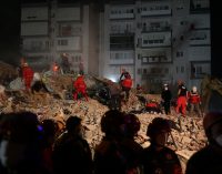 Tahliye edilmedi felaket yaşandı: Bayraklı’da yıkılan iki binaya “çürük raporu” verilmiş!