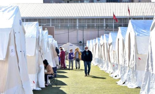 İzmir için dayanışma kampanyasındaki yardım alışverişi 24 saatte 7 milyon TL’yi geçti