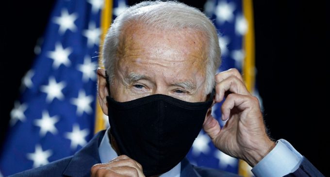 ABD Başkanı Biden: 2022’ye kadar maske takın