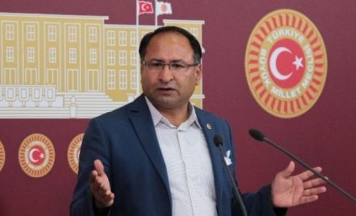 CHP’nin Roman milletvekili Özcan Purçu partisinden istifa etti: “Yok sayıldık”