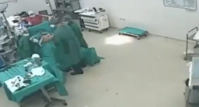 Bakan Koca paylaştı: İşte depreme ameliyathanede yakalanan sağlık çalışanlarının görüntüleri