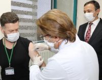 Erciyes Üniversitesi’nde yerli Covid-19 aşısının Faz 1 insan deneyleri başladı: İlk doz uygulandı