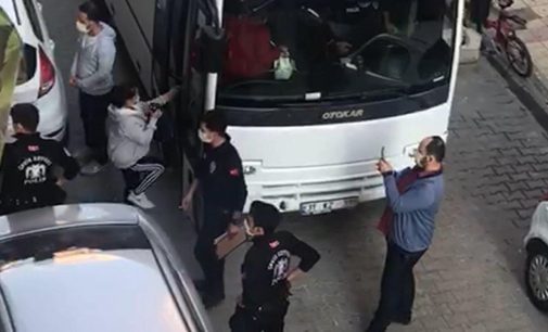 Masaj salonlarına polis baskını: 22 kadın gözaltına alındı