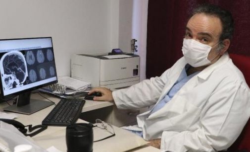 Prof. Mehmet Akif Topçuoğlu: Koronavirüs, risk faktörü olan hastalarda inmeyi tetikleyebilir