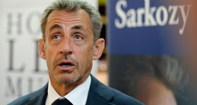 Fransa’nın eski Cumhurbaşkanı Sarkozy’ye karşı yeni soruşturma