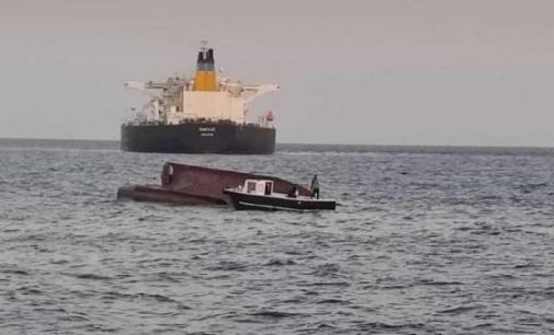 Tankerle çarpışan tekne alabora oldu: Dört balıkçı yaşamını yitirdi, bir balıkçı aranıyor