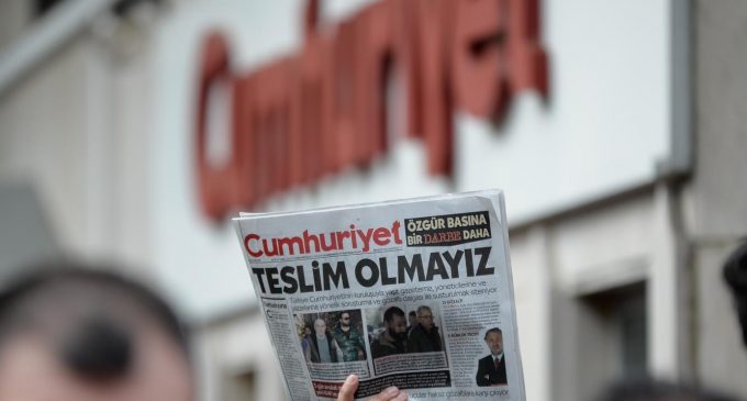 Cumhuriyet gazetesine yine ceza: Cumhurbaşkanlığı şikayet etti, Basın İlan Kurumu ceza verdi