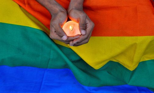 Fransa, LGBTİQ+ bireylere yönelik “onarım terapisi”ni yasakladı: Ortada tedavi edilecek bir şey yok