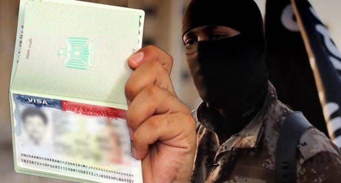 The Guardian Türkiye’deki “sahte pasaport şebekesi”ne ulaştı: IŞİD’li yabancıların Avrupa’ya gitmesini sağlıyorlar