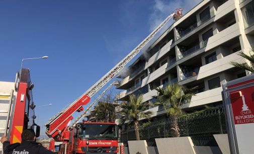 İzmir’de misafirliğe giden gencin acı sonu: Apartmanda yangın çıktı, asansörde zehirlenerek öldü