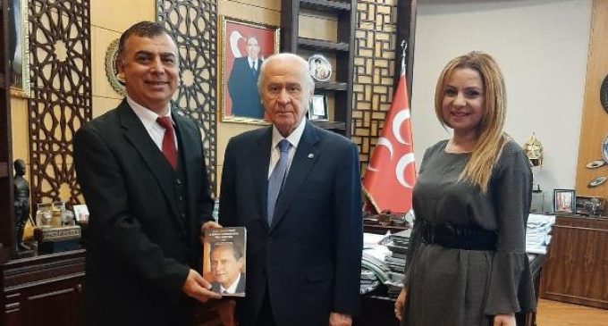 AKP’li Rektör Budak, “Devlet Bahçeli Modeli” kitabının yazarını dekan yaptı