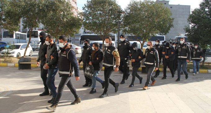 Habur Sınır Kapısı’nda rüşvet operasyonu: 8’i kamu görevlisi 16 kişi tutuklandı