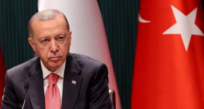 Erdoğan: Sosyal medyada kullanılan dil, Türkçe için felaketin habercisi