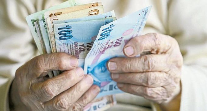 İddia: Emeklinin bayram ikramiyesi bin 500 lira olacak