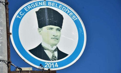 Atatürk resimli belediye tabelalarını kıran şüpheli serbest bırakıldı