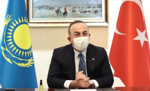 Bakan Çavuşoğlu ikinci kez koronavirüse yakalandı