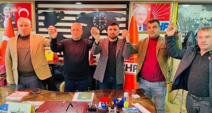 Şırnak’ta AKP ve MHP’li meclis üyeleri dahil dört aşiret CHP’ye katıldı