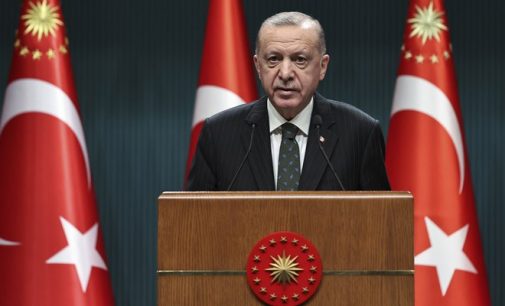 Erdoğan: Kadına şiddete neden olan cehaletle mücadele ediyoruz