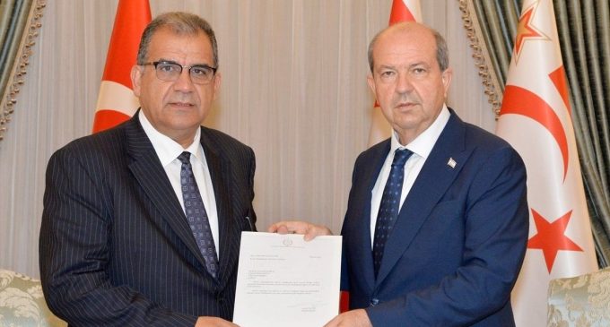 Kuzey Kıbrıs’ta Cumhurbaşkanı Tatar hükümeti kurma görevini Faiz Sucuoğlu’na verdi