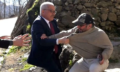 AKP’li Köprübaşı Belediye Başkanı, “heyelanı basına neden haber verdin” diyerek yurttaşa saldırdı