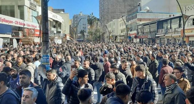 Elektrik faturalarına karşı protestolar yayılıyor: Mardin’de binlerce yurttaş sokağa döküldü