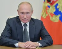 Kremlin: Putin kendisi hakkındaki kişisel yaptırımlara aldırış etmedi