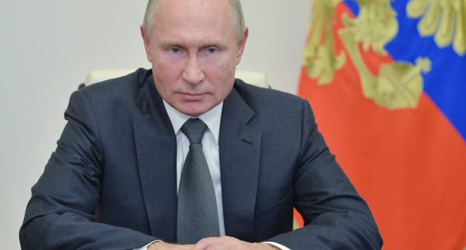 Kremlin: Putin kendisi hakkındaki kişisel yaptırımlara aldırış etmedi