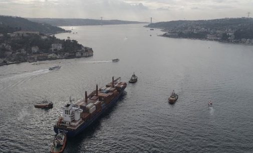Çift yönlü olarak gemi trafiğine kapatılmıştı: İstanbul Boğazı yeniden açıldı