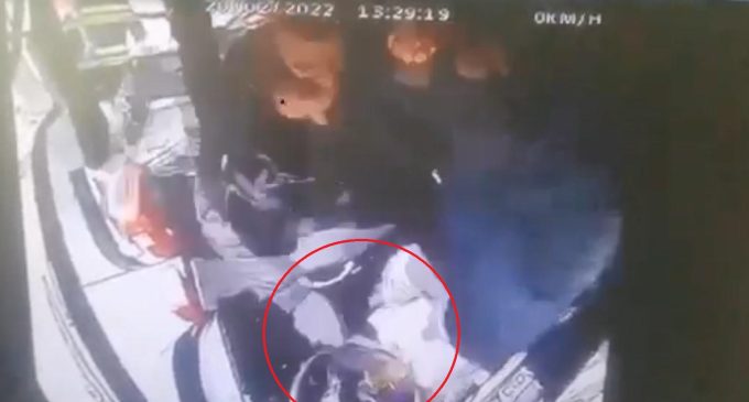 Eskişehir’de otobüse kartsız binen kadını uyaran şoför bıçaklandı
