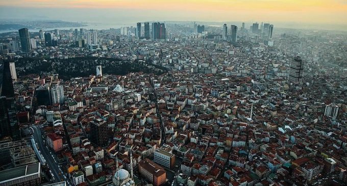 Prof. Ercan: Yeryüzünde hiçbir kent, İstanbul gibi olacak bir depremi bu ölçüde apaçık beklememektedir