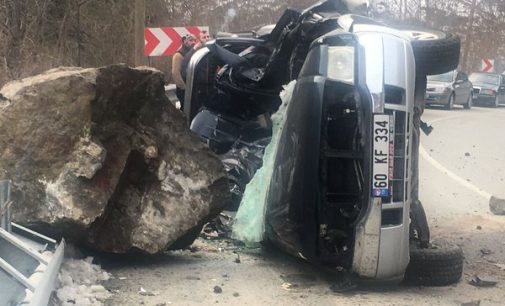 Trabzon’da kamyonetin üzerine kaya düştü: Dört kişi yaşamını yitirdi