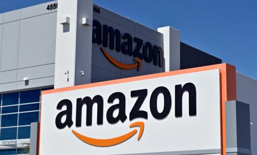 Amazon, tüm fiziksel mağazalarını kapatacağını açıkladı