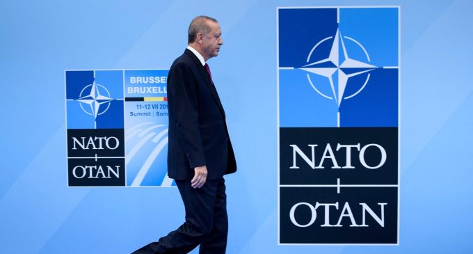 Erdoğan’dan NATO zirvesi öncesi mesajlar: “Bu sabah Biden ile görüşme yaptık”
