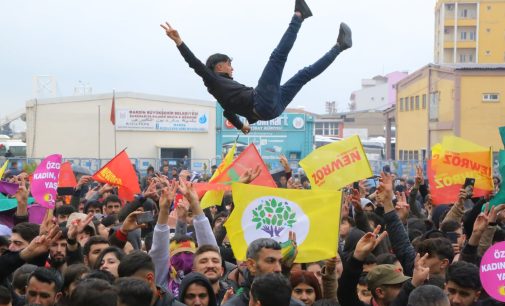 “Şimdi kazanma zamanı” sloganıyla kent kent Newroz: İşte bugün kutlama yapılan kentler…