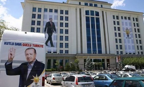 AKP’de dört il başkanlığına atama