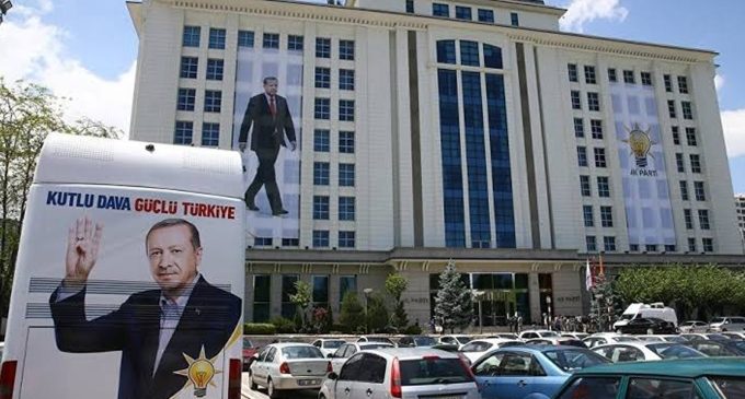 AKP’de dört il başkanlığına atama