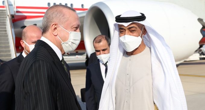Birleşik Arap Emirlikleri, Türkiye’nin de dahil olduğu “gri listeye” alındı