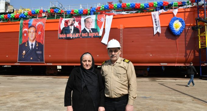 Şartlı tahliyeyle serbest kalan Mübariz Mansimov yeni bir gemiyi daha suya indirdi