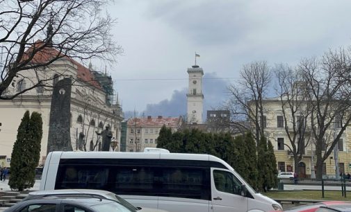 Lviv’de patlama: Yakıt deposu iki güdümlü füzeyle vuruldu