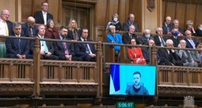 Zelenski, Britanya Parlamentosu’nda konuştu: Savaşmaya devam edeceğiz