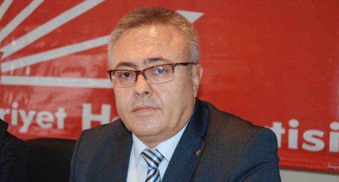 Görevden alınan Uşak Valisi’ne ilk sahip çıkan CHP İl Başkanı oldu