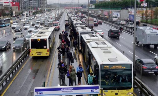 İstanbul’da toplu taşıma zammında yeni karar: Öğrenci zammını İBB karşılayacak