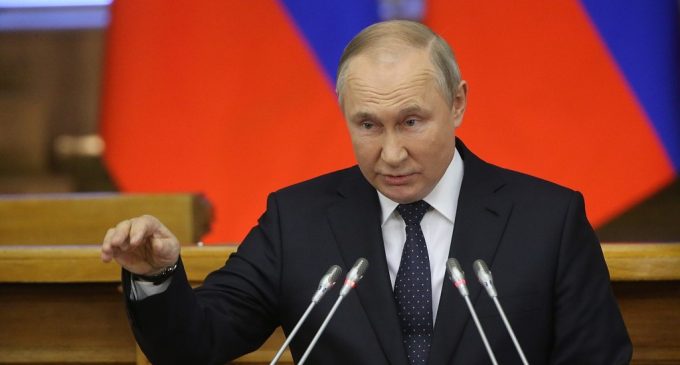 Putin: Sürece dışardan müdahale olursa yanıtımız yıldırım hızında olur