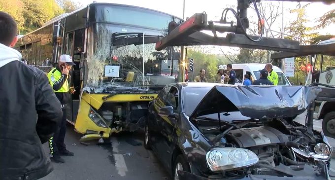 İstanbul’da İETT otobüsü 15 araca çarptı: Yaralılar var