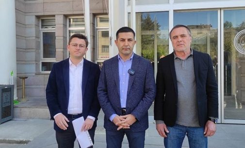 Kuşadası Belediye Başkanı Günel, darp edilen yazar Ergün Poyraz’dan şikayetçi oldu