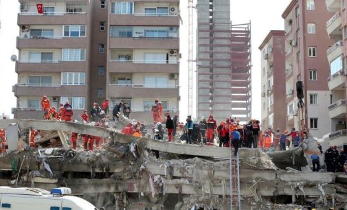 36 kişinin öldüğü Rıza Bey Apartmanı davası: İki kamu görevlisi için hapis cezası istendi
