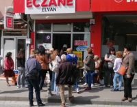 Ucuz ilaç kuyruğu: Bulgar turistler bu kez eczanelere akın etti